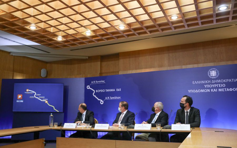 υπεγράφη-η-σύμβαση-για-το-βόρειο-τμήμα-561410350