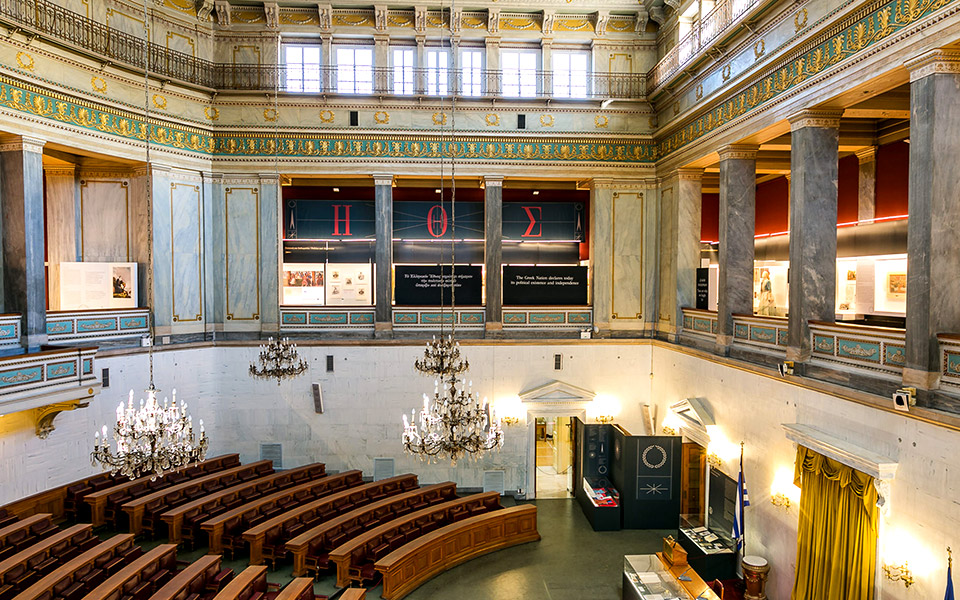 επαναcυσταση-΄21-μία-έκθεση-σε-12-πόλεις-561391225