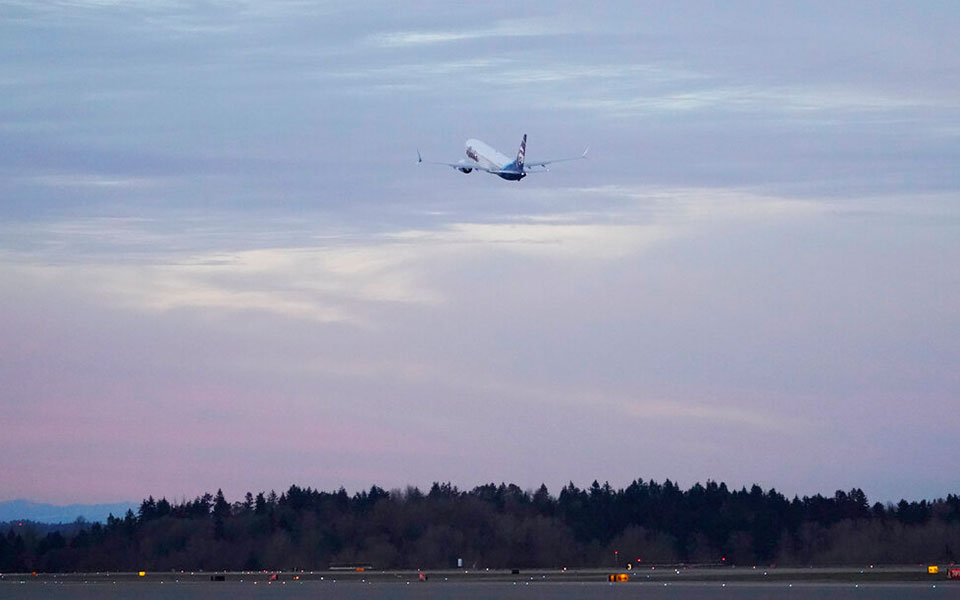 ε-ε-ηπα-τα-βρήκαν-για-τις-επιδοτήσεις-561400375