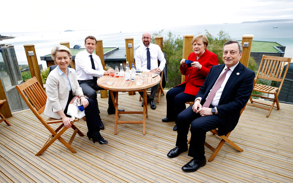 Τα παραλειπόμενα της G7: Χαμόγελα μεταξύ των ηγετών, δρακόντεια μέτρα και διαμαρτυρίες (εικόνες)-7