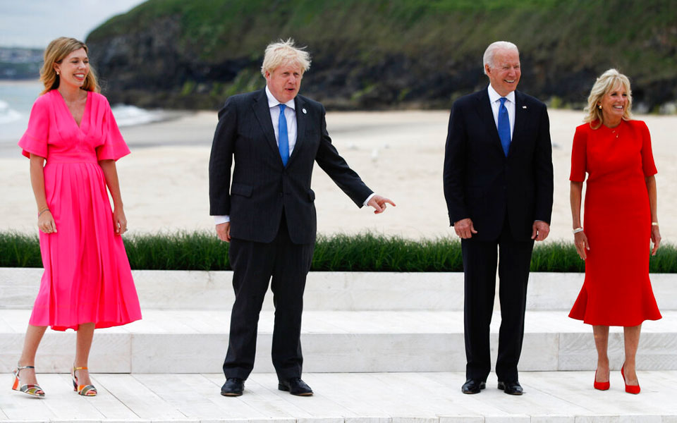 Τα παραλειπόμενα της G7: Χαμόγελα μεταξύ των ηγετών, δρακόντεια μέτρα και διαμαρτυρίες (εικόνες)-3