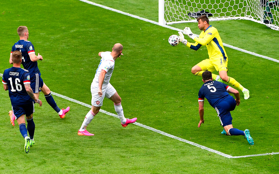 σκωτία-τσεχία-0-2-οι-τσέχοι-βλέπουν-πρό-561399133