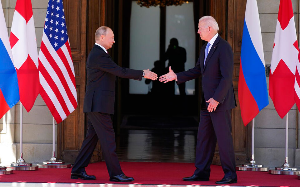 Το ταξίδι Μπάιντεν στην Ευρώπη μέσα από 15 εικόνες-10