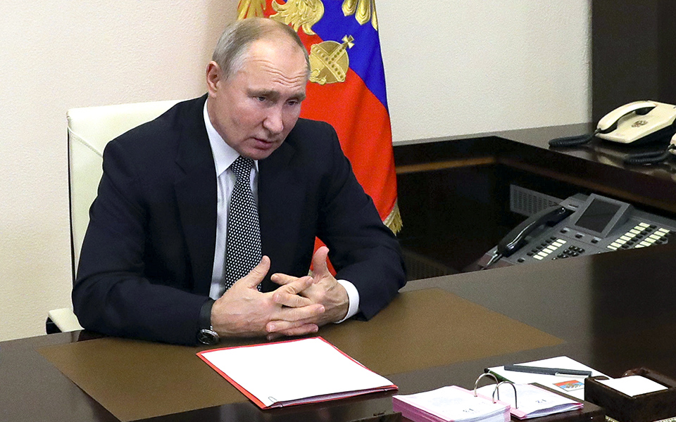 o-πούτιν-υπέγραψε-την-έξοδο-της-ρωσίας-α-561391027