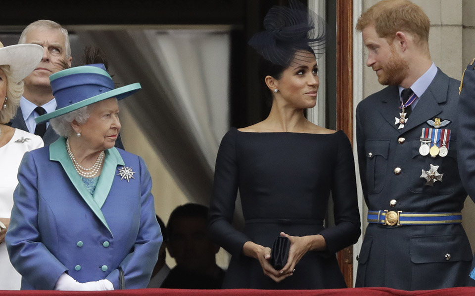 ο-χάρι-και-η-μέγκαν-δεν-ρώτησαν-τη-βασί-561393379