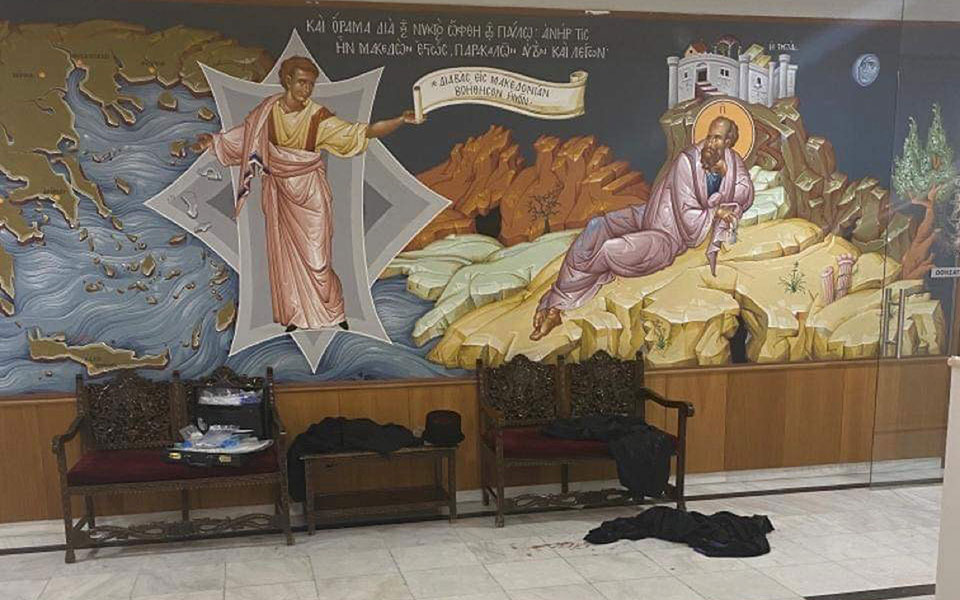 προφυλακίστηκε-ο-ιερέας-για-την-επίθε-561416245