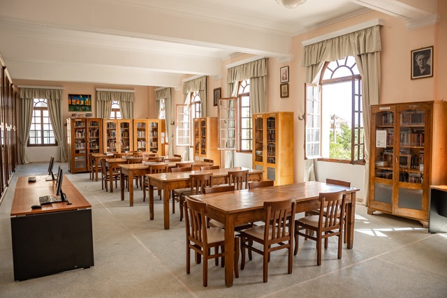 η-βιβλιοθήκη-της-ζακύνθου-561400108