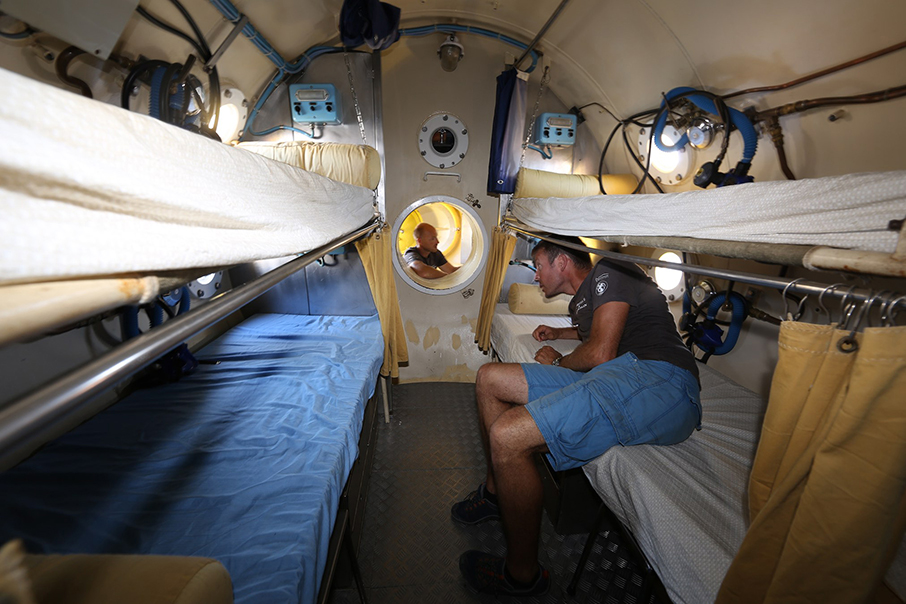 Βουτιά στο απέραντο γαλάζιο με τον Laurent Ballesta και την BLANCPAIN-13