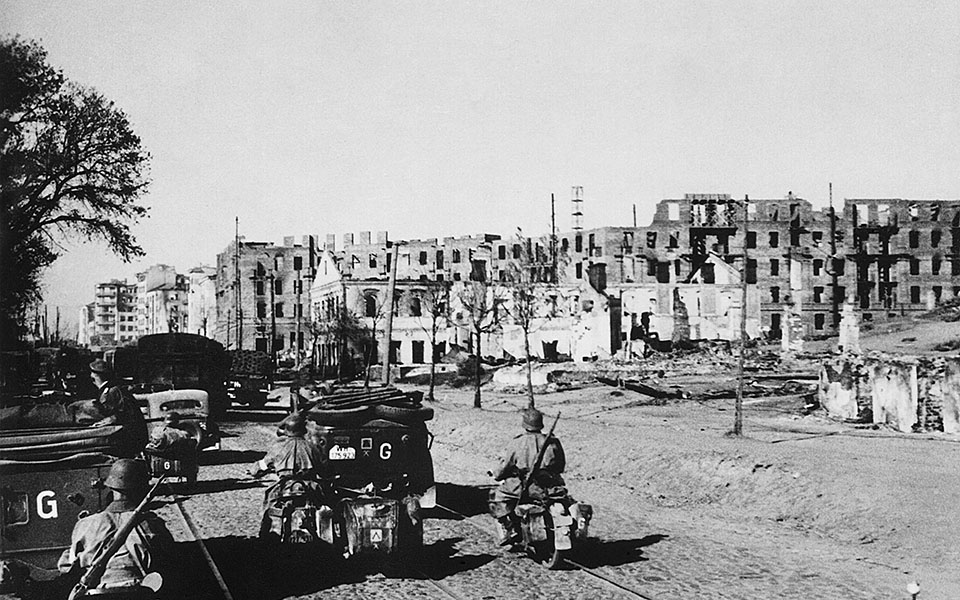 μια-αιματοβαμμένη-χώρα-που-μετράει-πο-561387322