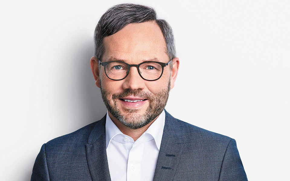 μίκαελ-ροτ-στην-κ-είμαστε-αλληλέγγ-561384847