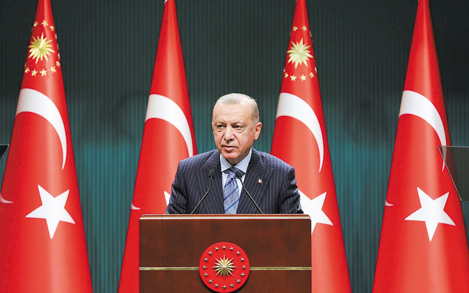 ο-ερντογάν-ζητάει-ξανά-μειώσεις-επιτο-561386329