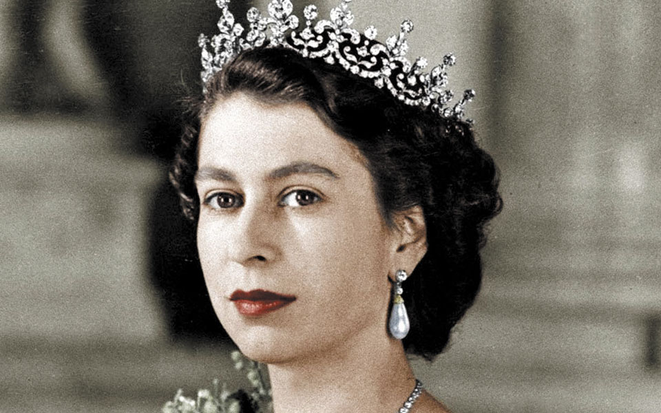 μπάκιγχαμ-εκτός-ανακτόρων-έγχρωμοι-561386629