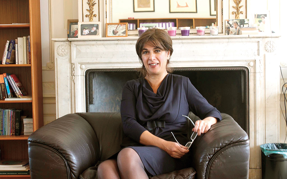 Η επίμονη κυνηγός λαθρεμπόρων τέχνης-1