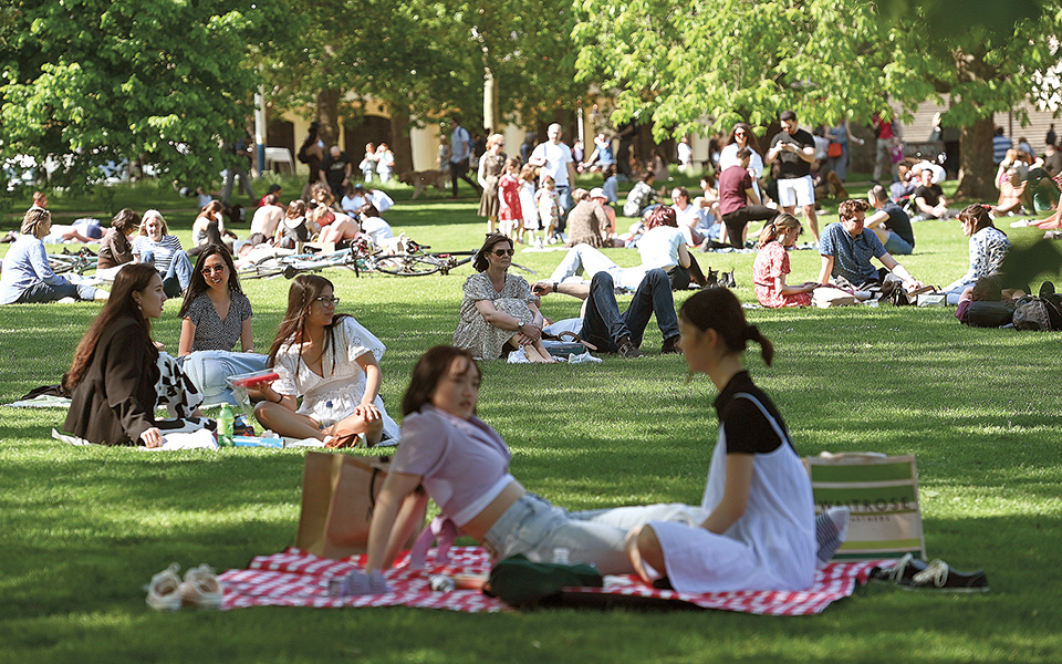 νέο-κύμα-της-πανδημίας-πιο-φονικό-αν-δ-561390169