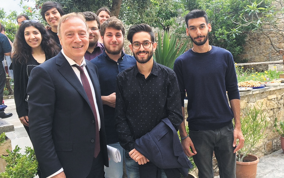 νίκος-σταμπολίδης-ο-ανασκαφέας-της-ελ-561389869