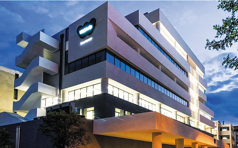 δύσκολη-η-επιστροφή-στο-γραφείο-μετά-τ-561390277