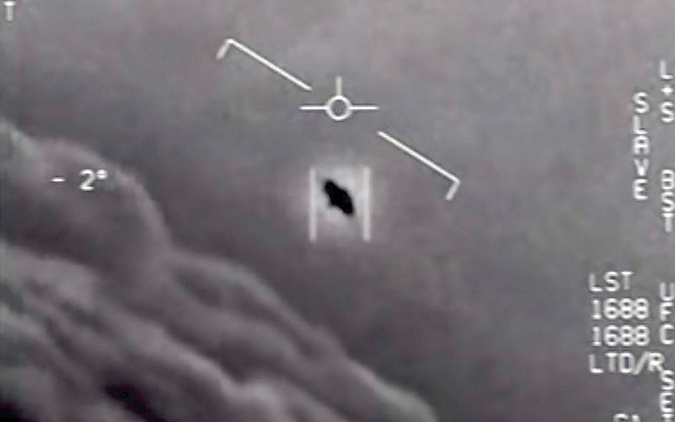 new-york-times-τα-ufo-δεν-ήταν-εξωγήινοι-αλλά-μπορεί-561389191