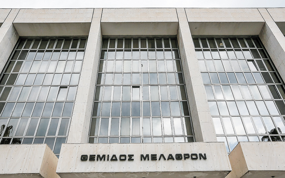 αυστηρότερες-οι-ποινές-για-τα-βαριά-εγ-561389983