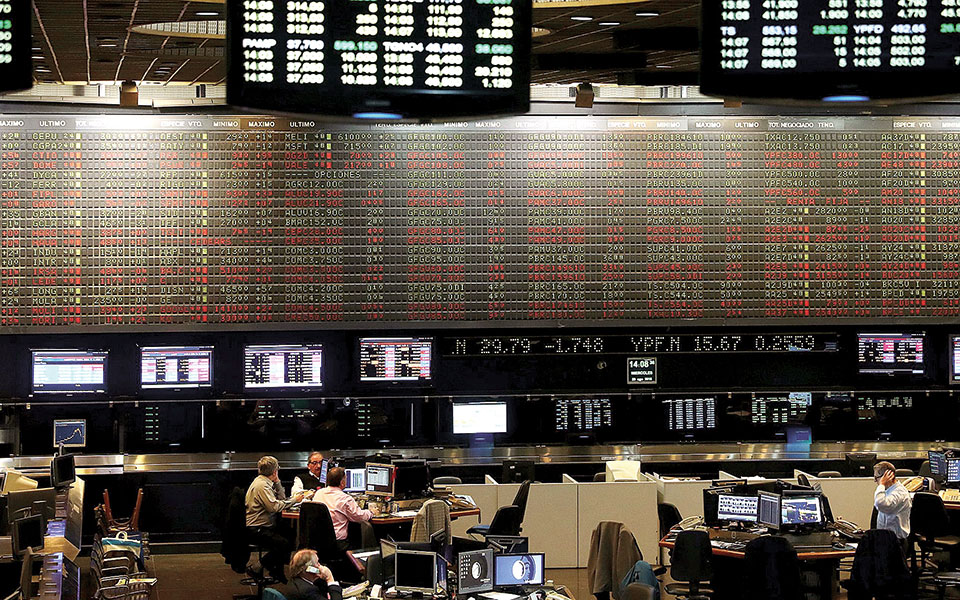 υποχωρούν-οι-αποδόσεις-των-αμερικανι-561396535