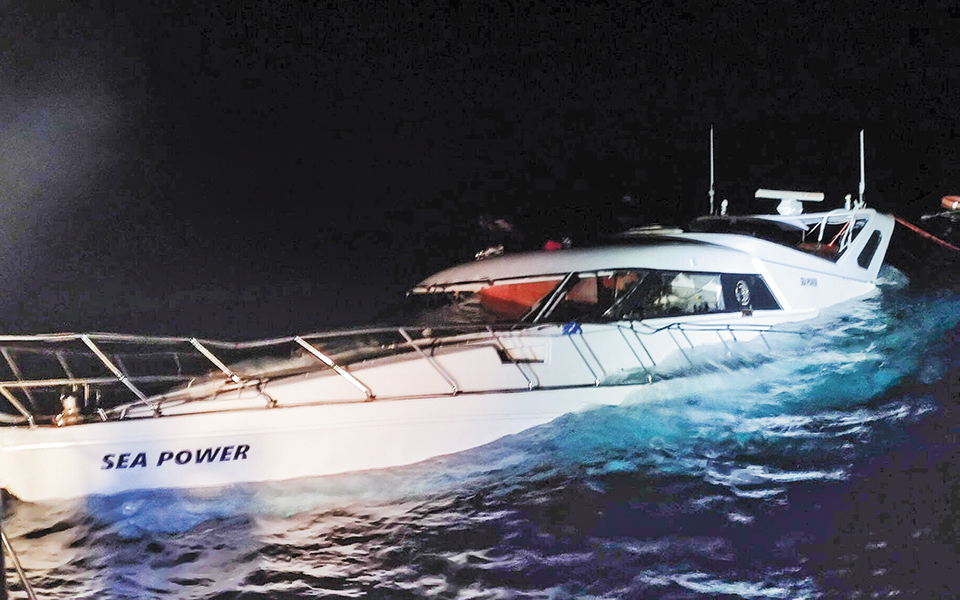 το-χρονικό-ενός-τραγικού-ναυαγίου-στο-561397684