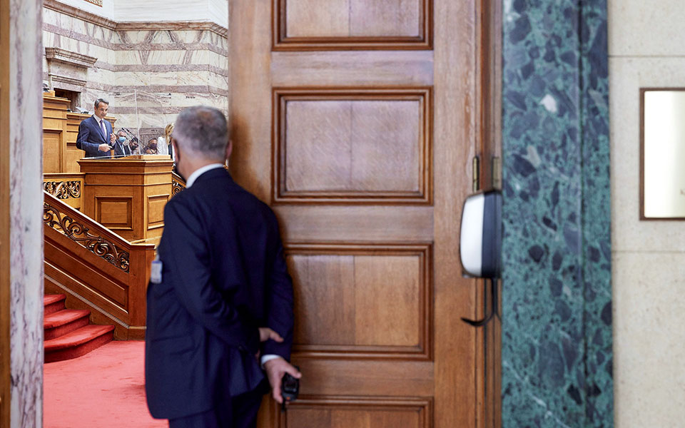 εργασιακό-νομοσχέδιο-σύγκρουση-δύο-κ-561402253