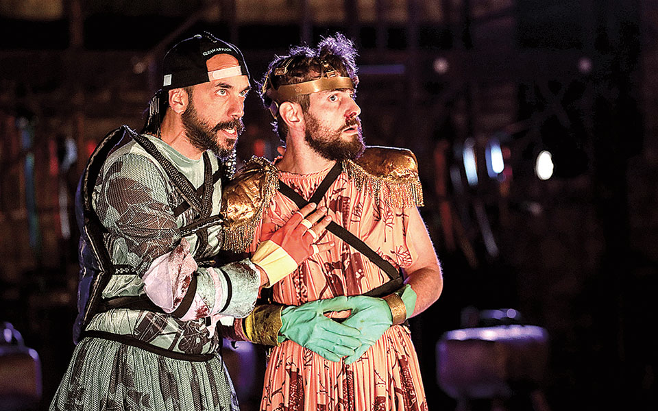 στις-πρόβες-των-ιππέων-561404647