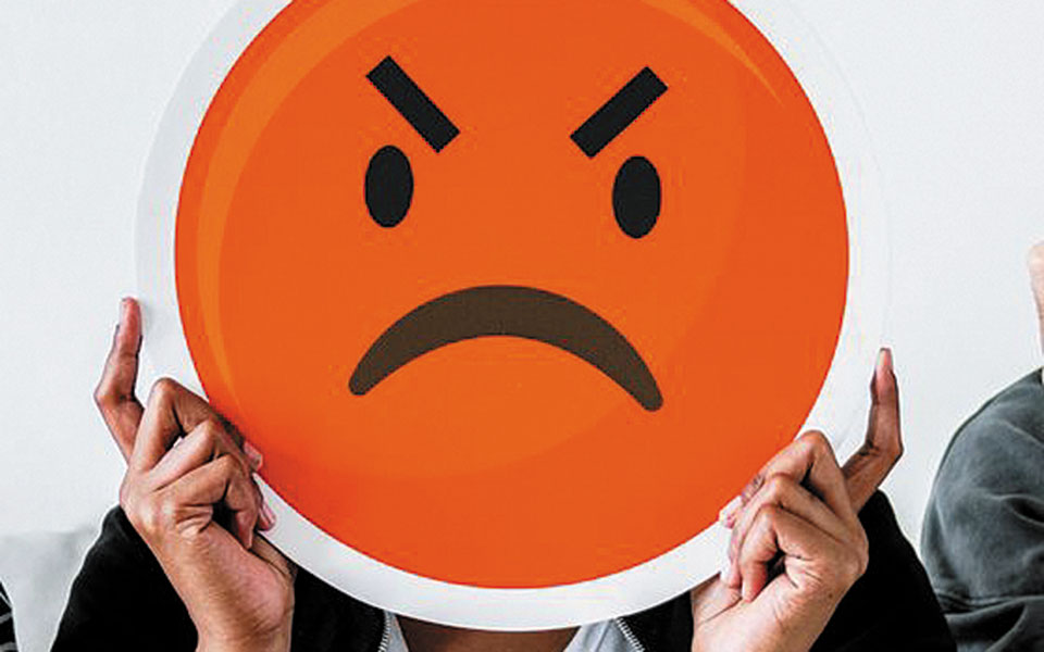 social-media-νικητές-ο-αρνητισμός-και-η-επιθετικ-561408286