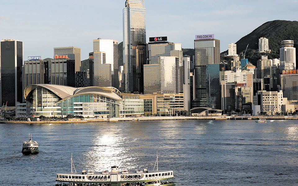 ο-αριθμός-των-εκατομμυριούχων-σε-όλο-τ-561409840