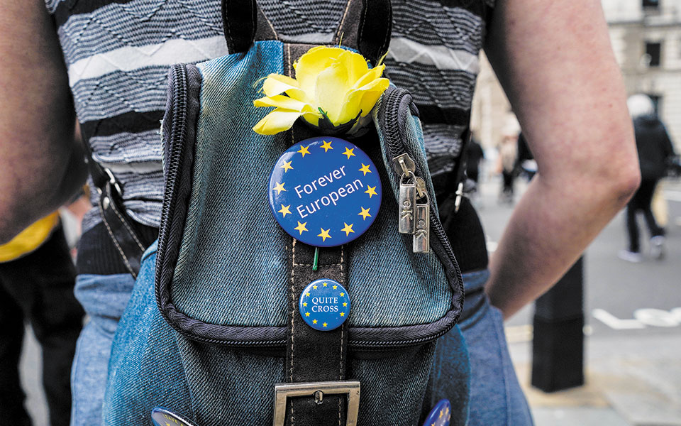 βρετανική-διορία-28-ημερών-για-πολίτες-ε-561409390