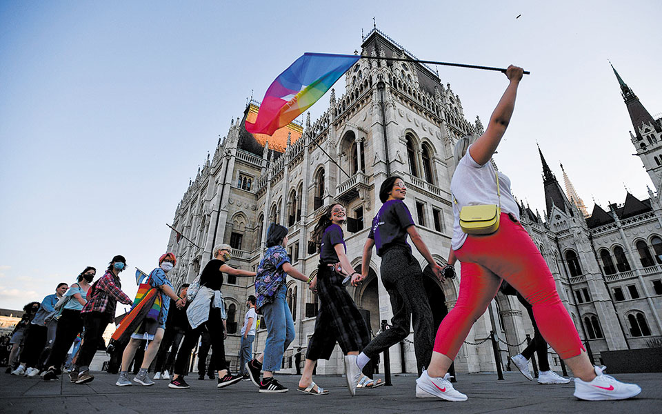 μετωπική-ε-ε-ορμπαν-για-λοατκι-561409507