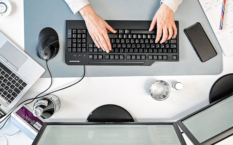 τη-βρετανική-axelos-αποκτά-έναντι-450-εκατ-η-peoplecert-561409822