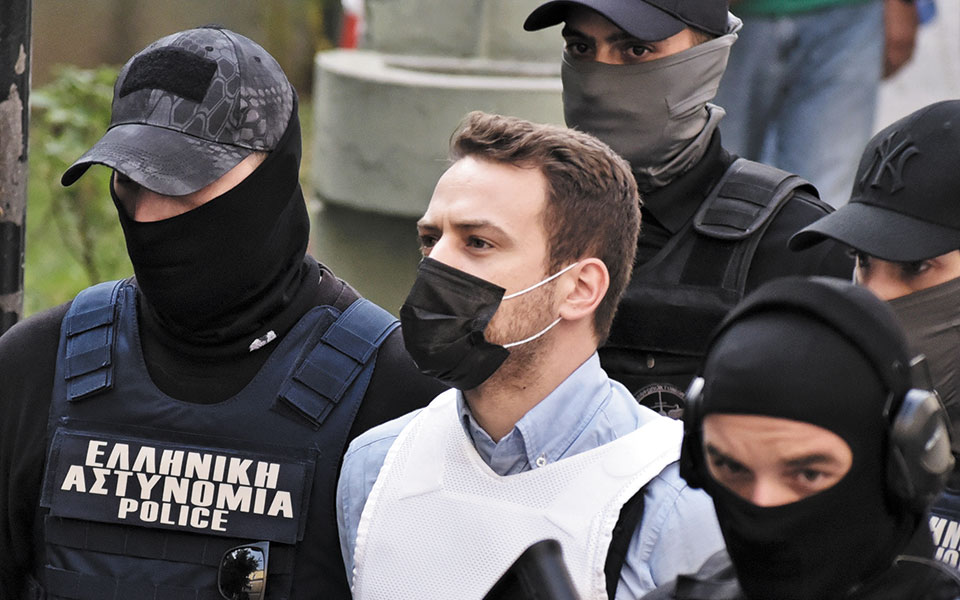 γλυκά-νερά-τη-σκότωσε-σε-ήρεμη-ψυχική-κ-561409474