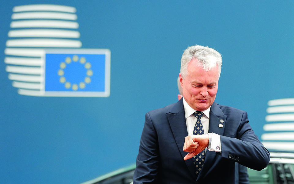 αντί-για-προσέγγιση-ε-ε-πούτιν-νέα-μέ-561413179