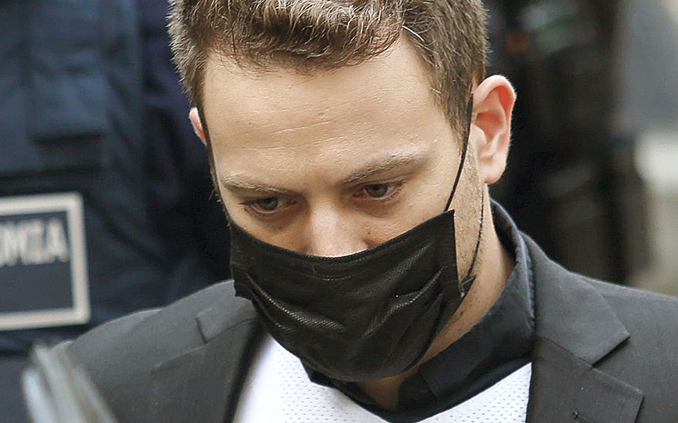 γλυκά-νερά-κρίνεται-το-θέμα-της-επιμέλ-561410668