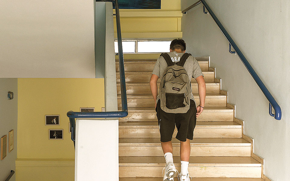 προς-τη-σωστή-κατεύθυνση-για-τα-θρησ-561410704