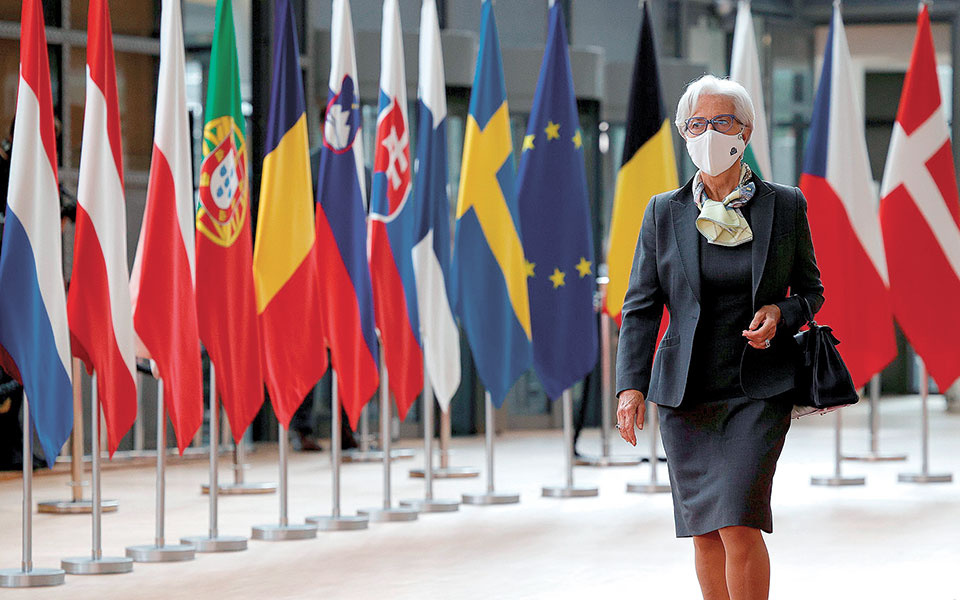 η-λαγκάρντ-ζητεί-διατήρηση-των-έκτακτ-561412336