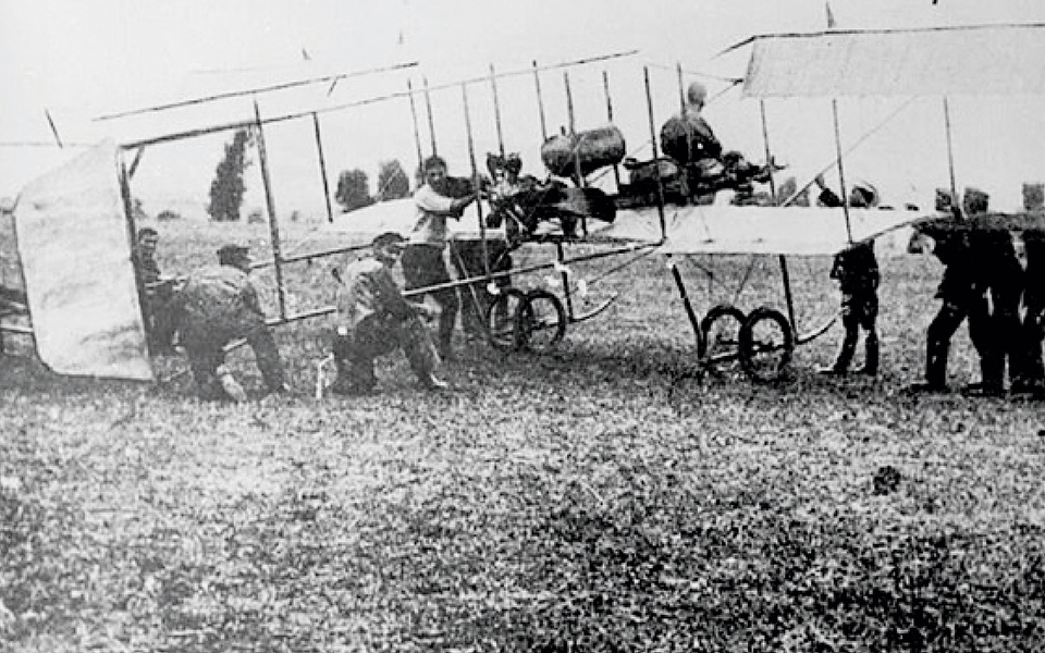 109 χρόνια μετά, η Υδρα τιμά τη μνήμη του παράτολμου αεροπόρου Δ. Καμπέρου-1