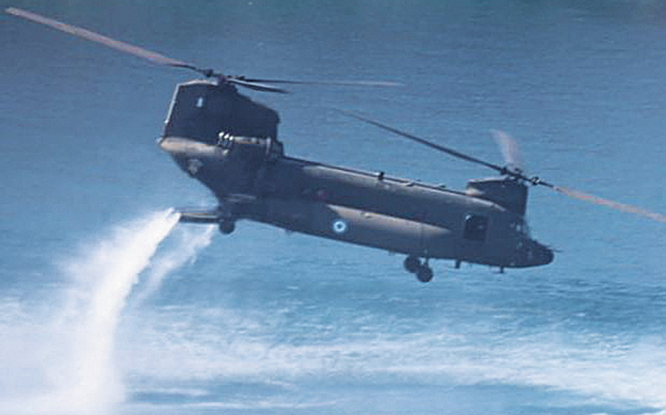 επίδειξη-της-διοίκησης-ειδικού-πολέμ-561416170