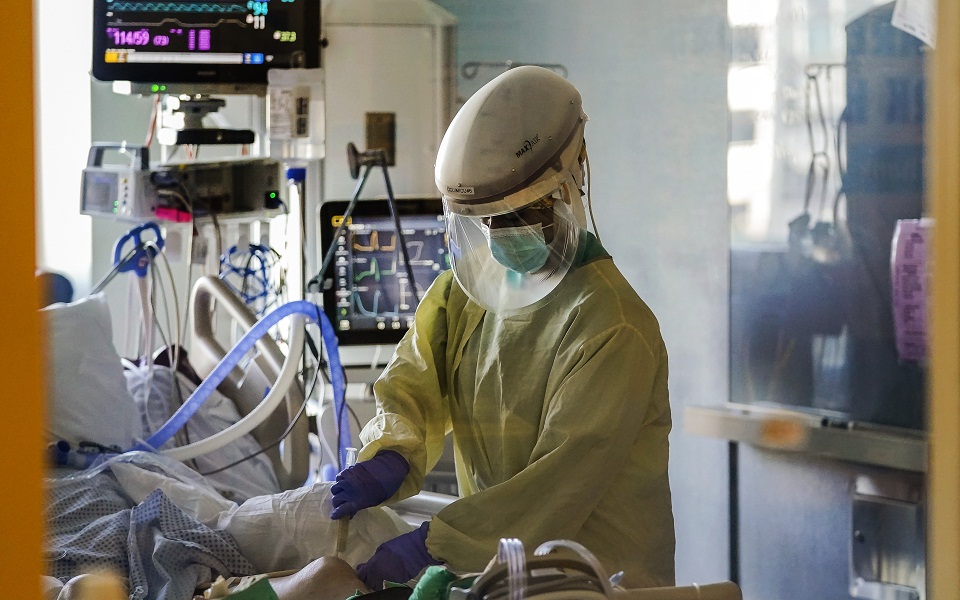 κορωνοϊός-394-νέα-κρούσματα-20-θάνατοι-301-δι-561405835