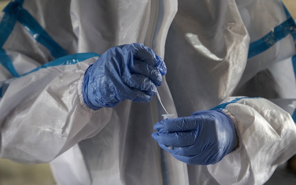 κορωνοϊός-248-νέα-κρούσματα-14-θάνατοι-296-δι-561406066