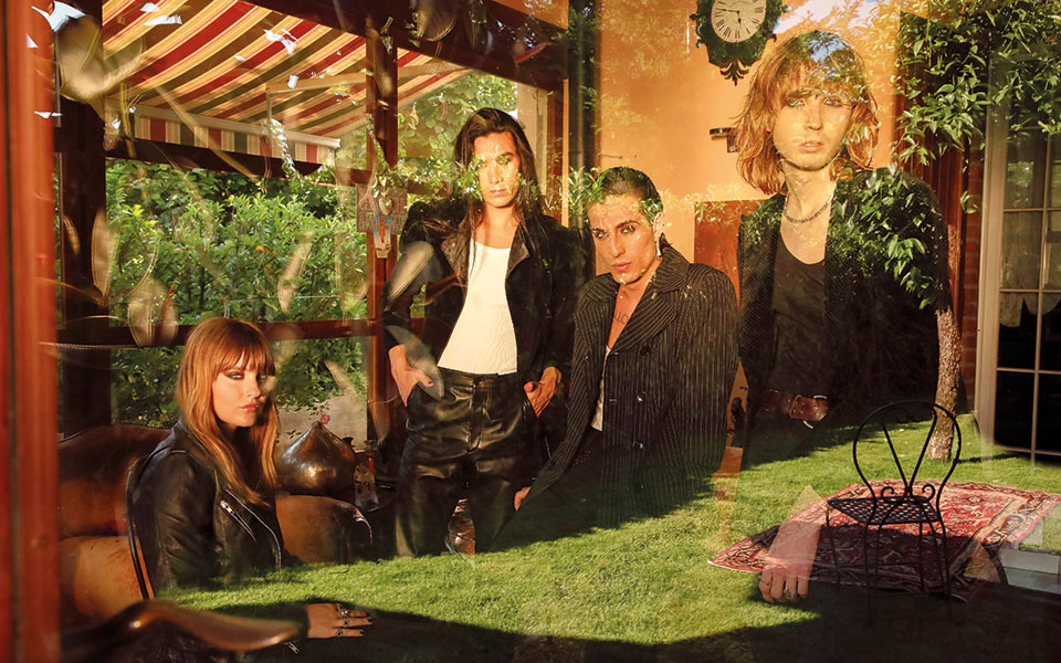 τα-παιδιά-από-τη-ρώμη-που-έγιναν-ροκ-στα-561415828