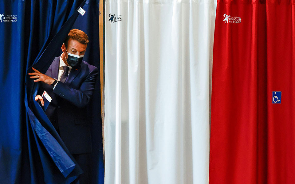 γαλλία-οιωνός-ήττας-για-μακρόν-561407908