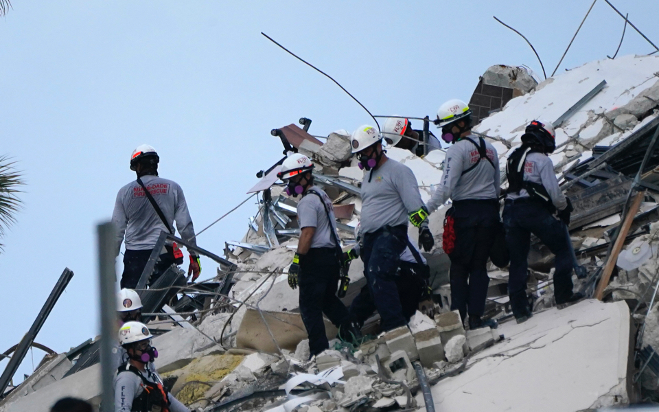 Φλόριντα: «Ήταν σαν να μας χτύπησε πύραυλος» λέει διασωθείς ένοικος-3