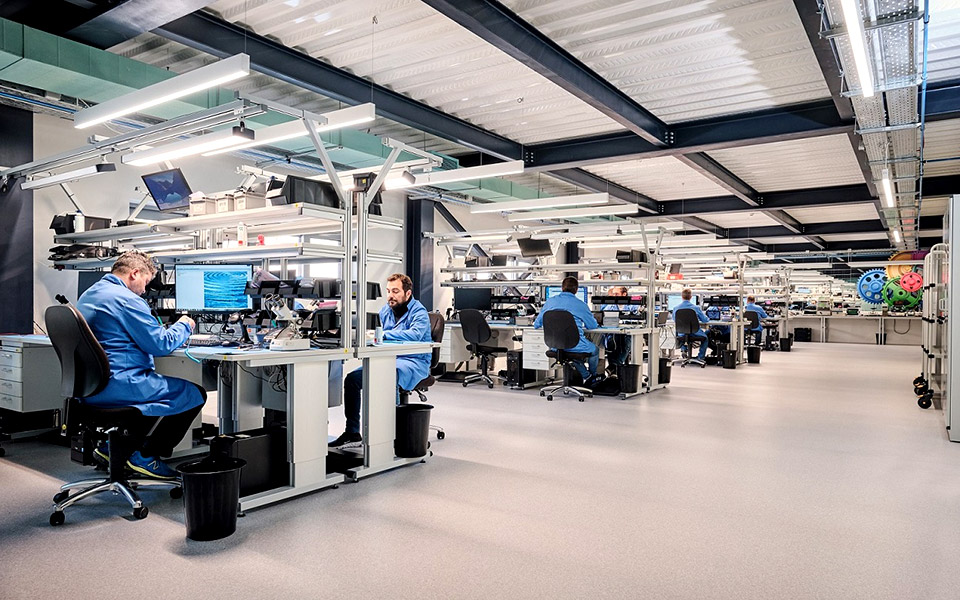 ΓΕΡΜΑΝΟΣ: Νέο υπερσύγχρονο επισκευαστικό κέντρο 1.100τ.μ.-1