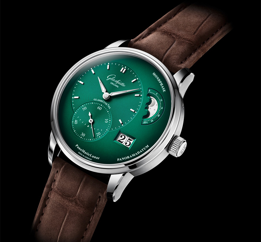 Η Σελήνη είναι σε πράσινο φόντο στο νέο PanoMaticLunar της GLASHÜTTE ORIGINAL-1
