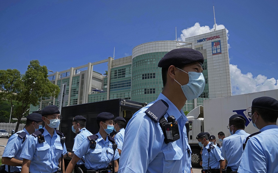 Χονγκ Κονγκ: Η μεγάλη φυγή από το καταδυναστευόμενο μελίσσι (εικόνες)-4