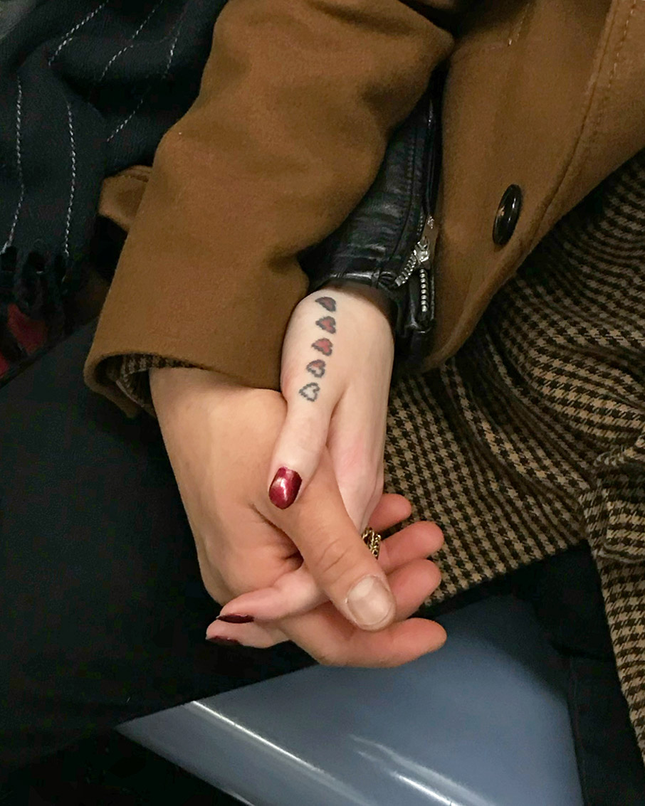 Κι όμως, τα χέρια έχουν φωνή-4