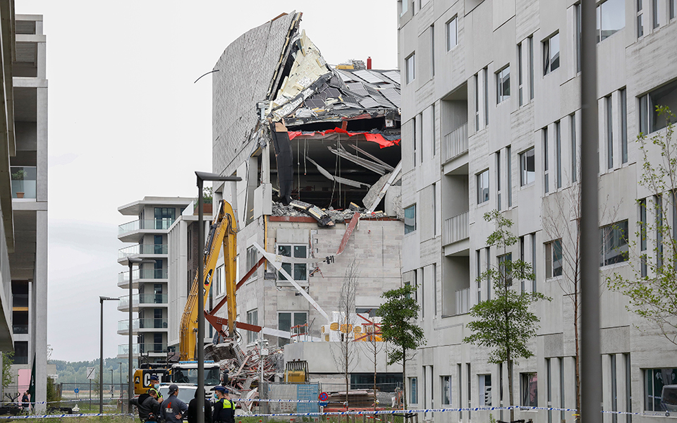 βέλγιο-πέντε-νεκροί-σε-εργοτάξιο-σχολ-561405964