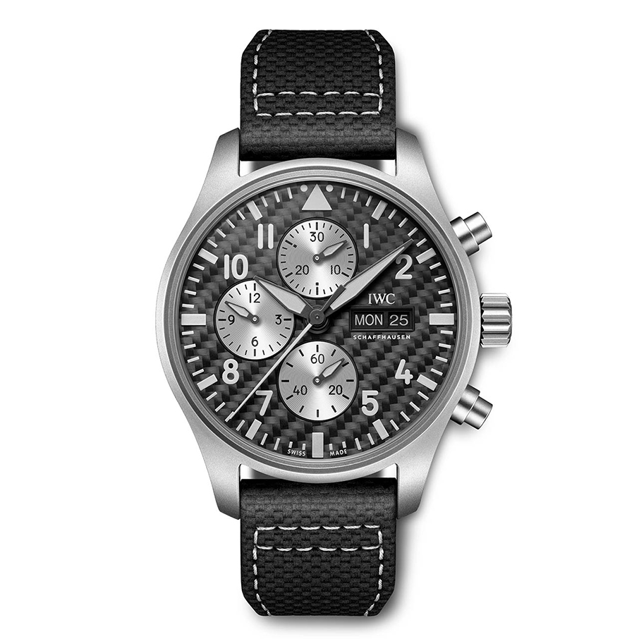 Η αβάσταχτη ελαφρότητα του IWC Pilot’s Watch Chronograph Edition AMG-2