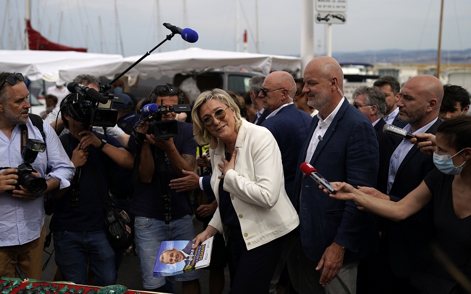 γαλλία-η-ακροδεξιά-επικρατέστερη-για-561406033